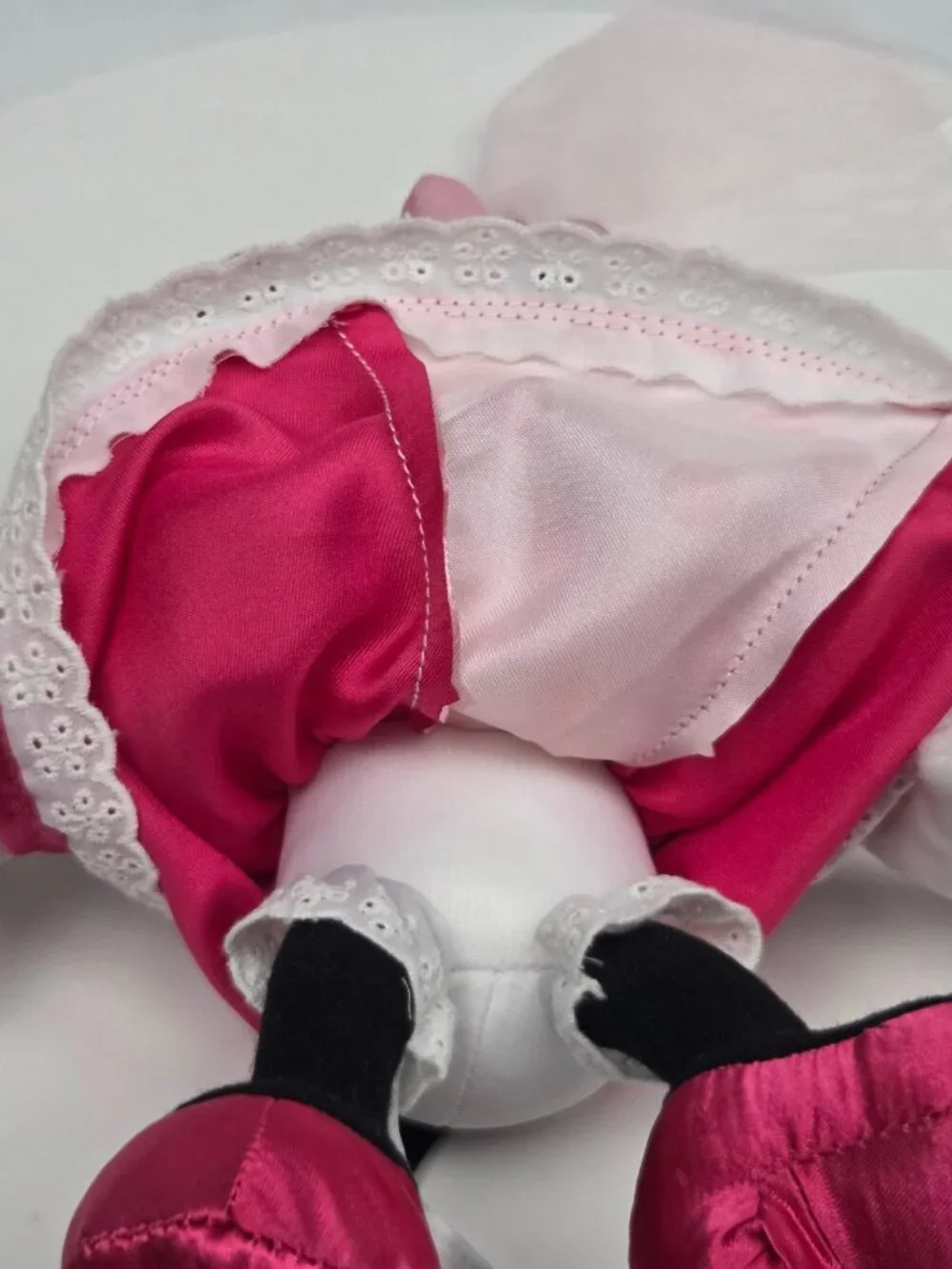 Disney Parks Princess Minnie Mouse Magic Kingdom Pink Satin Dress Plush 13